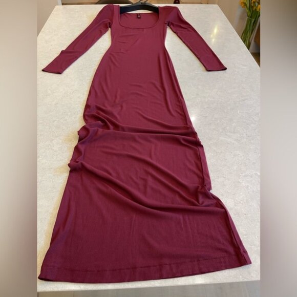 Skims Soft Lounge Long Sleeve Dress Ribbed in Wine Size M - Picture 11 of 14